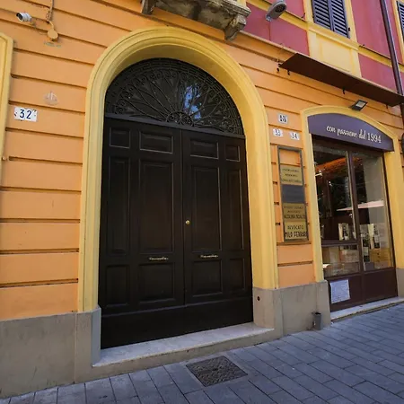 Mazzini's 4*